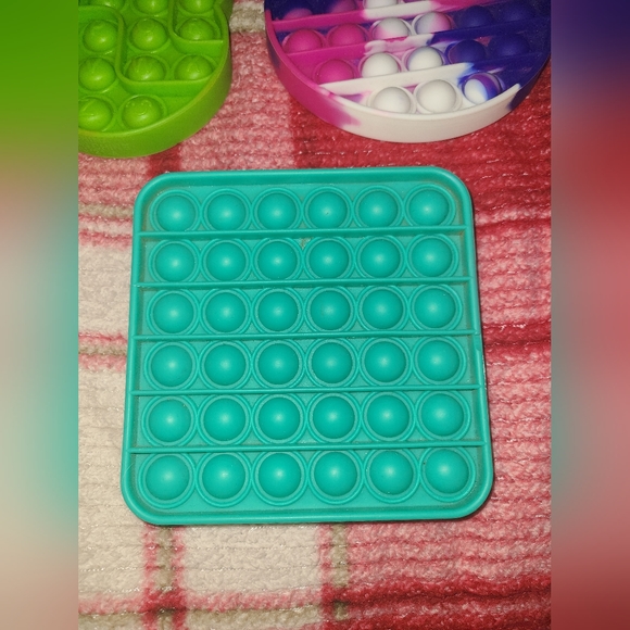 =^10 Shape Pop its fidgets - Picture 3 of 12